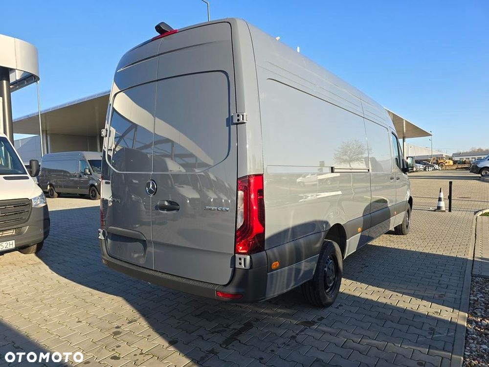 Mercedes-Benz Sprinter 319 CDI Long PRO 9G-Tronic - 4