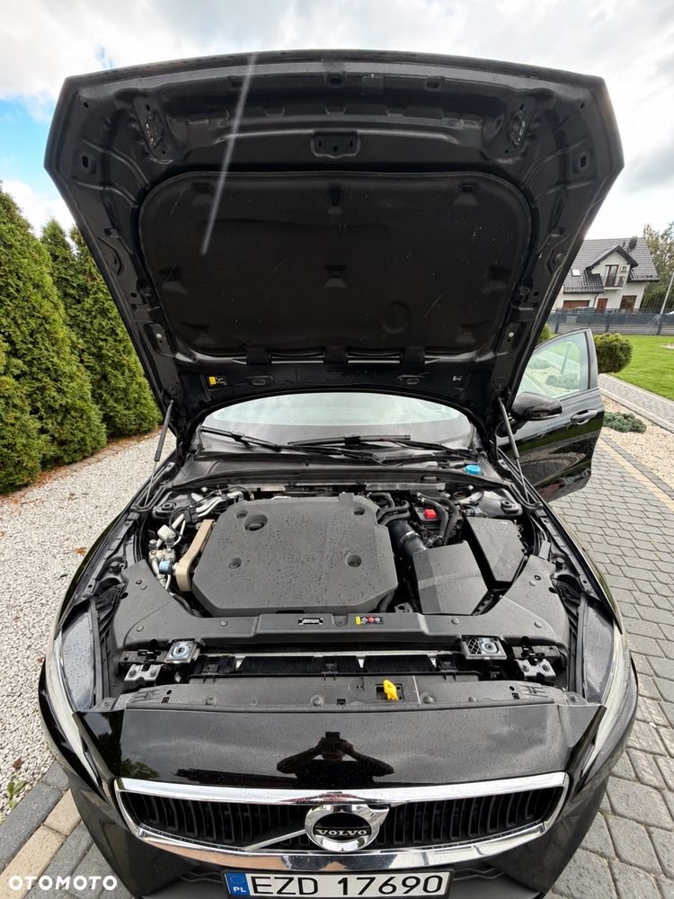 Volvo V60 B4 D Momentum - 30