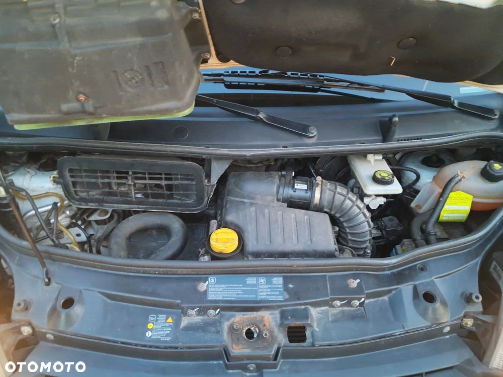 Opel VIVARO - 15
