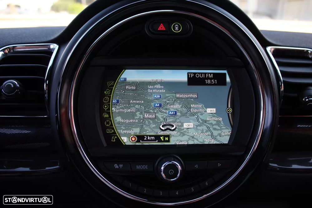 MINI Clubman Cooper Aut. Essential - 11