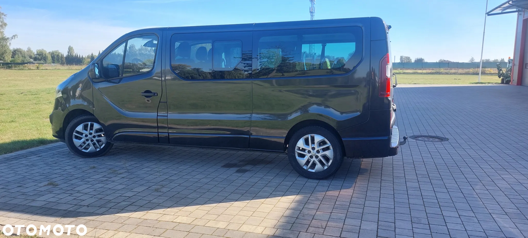 Opel Vivaro L2H1 2.9t Elegance Business - 3
