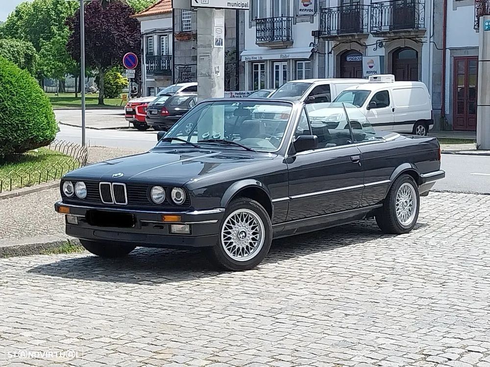 BMW 320 i Cabriolet - 2