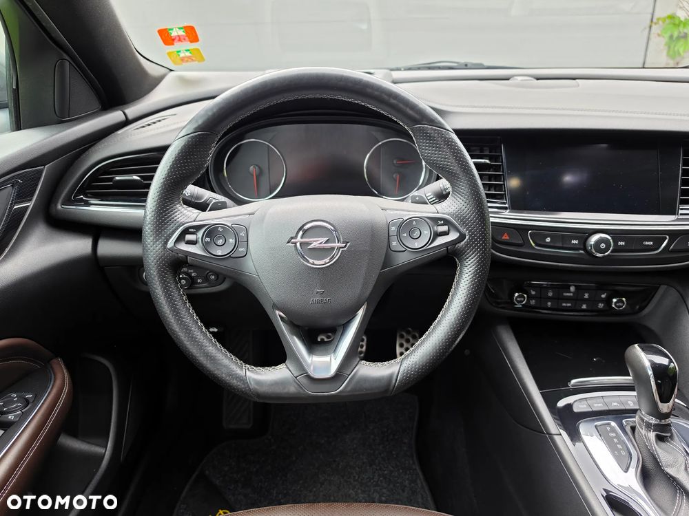 Opel Insignia 2.0 BiTrb D 4x4 Automatik Exclusive - 14