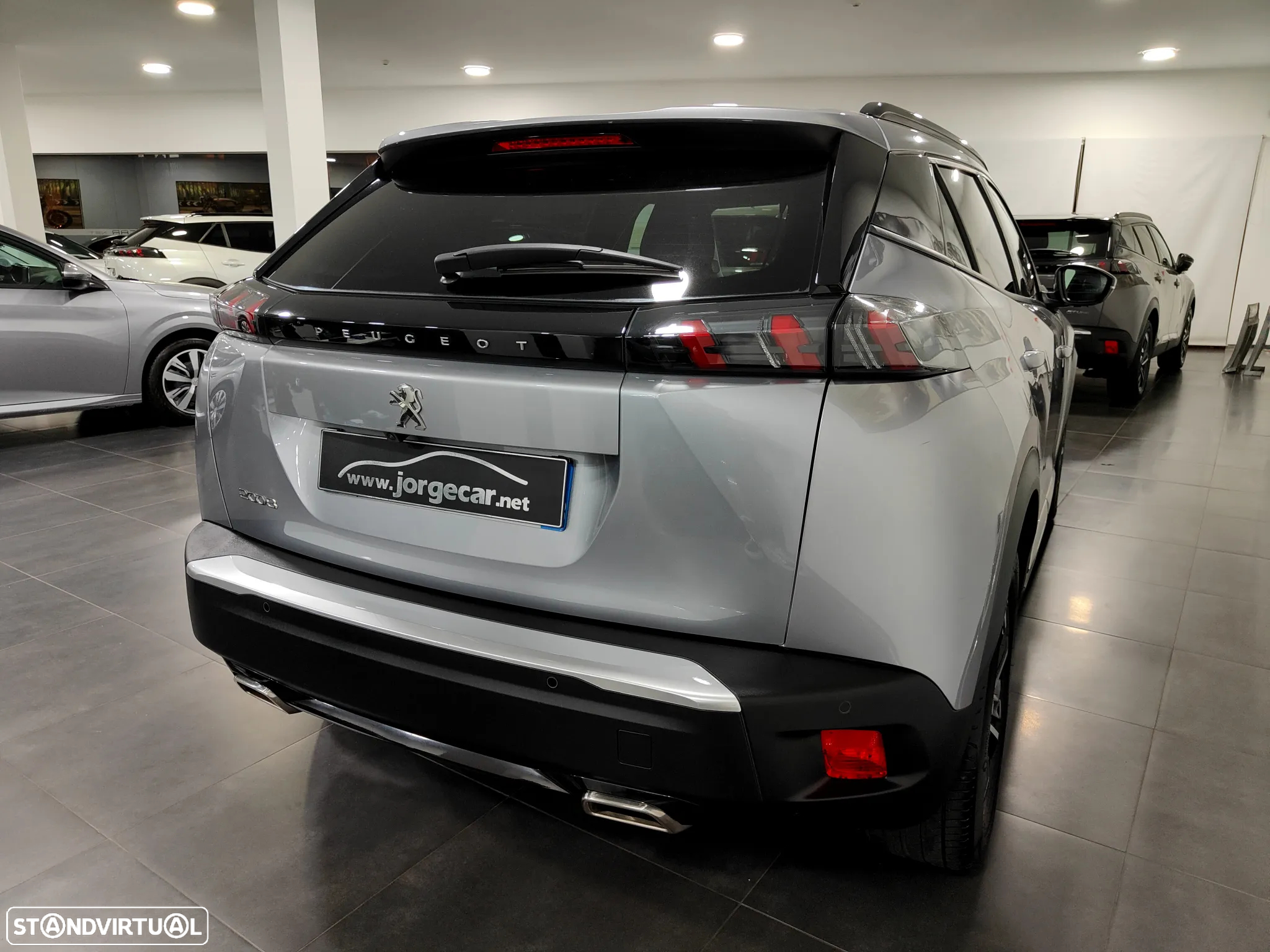 Peugeot 2008 1.2 PureTech Allure EAT8 - 16