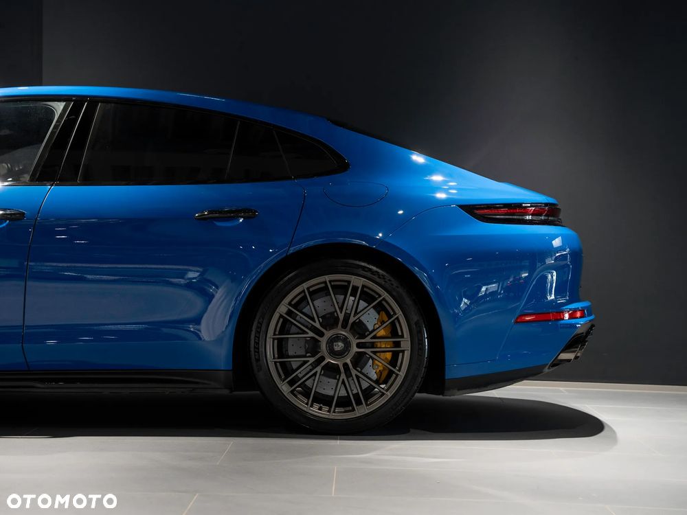 Porsche Panamera Turbo S E-Hybrid PHEV - 9