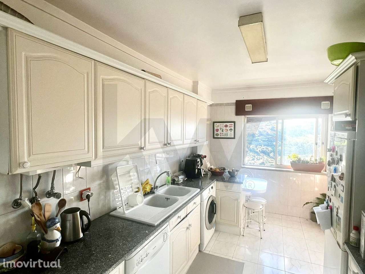 Espaçoso T3 MASSAMÁ - Grande imagem: 5/29