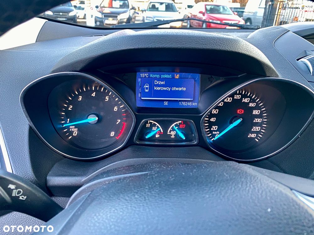 Ford Kuga 1.5 EcoBoost 2x4 Titanium - 19