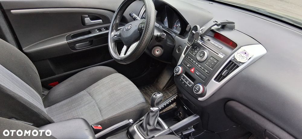 Kia Ceed 1.4 Comfort - 6