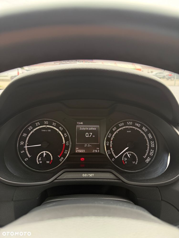 Skoda Octavia 2.0 TDI RS - 11