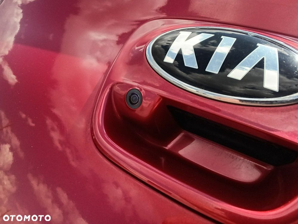Kia Rio - 33