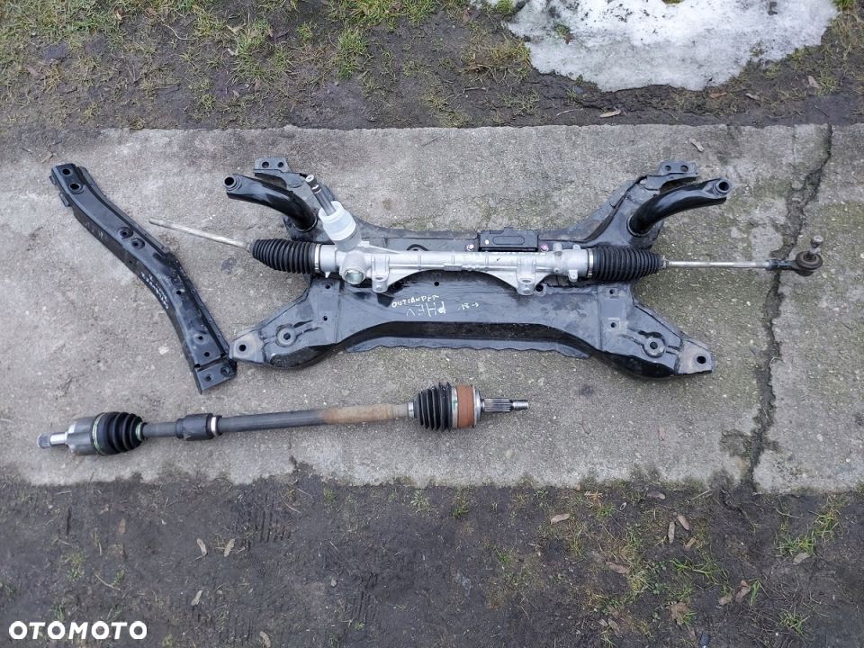 Outlander III PHEV Lift 18-20 R Kieł Sanek Wózka - 1