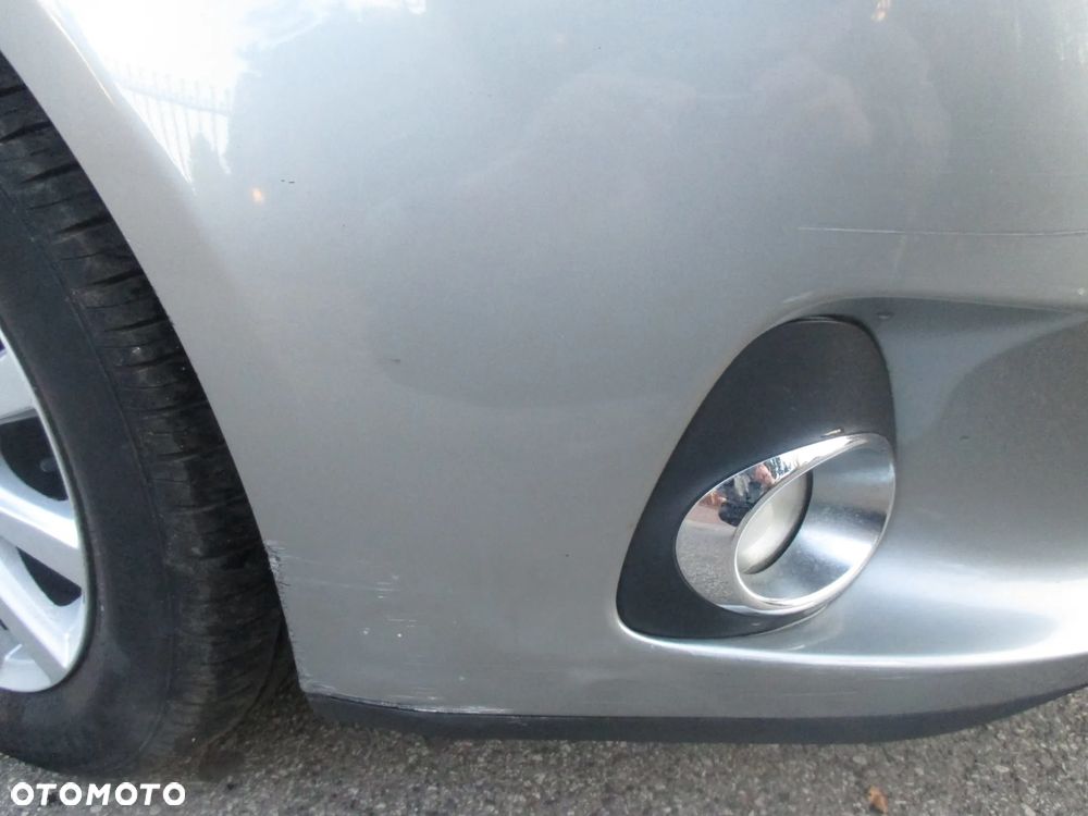 Toyota Avensis 1.8 Multidrive S Comfort - 9