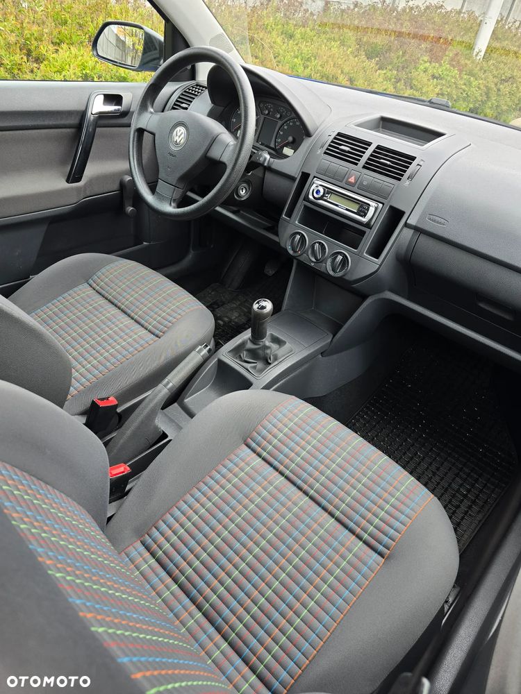Volkswagen Polo 1.2 12V Comfortline - 12