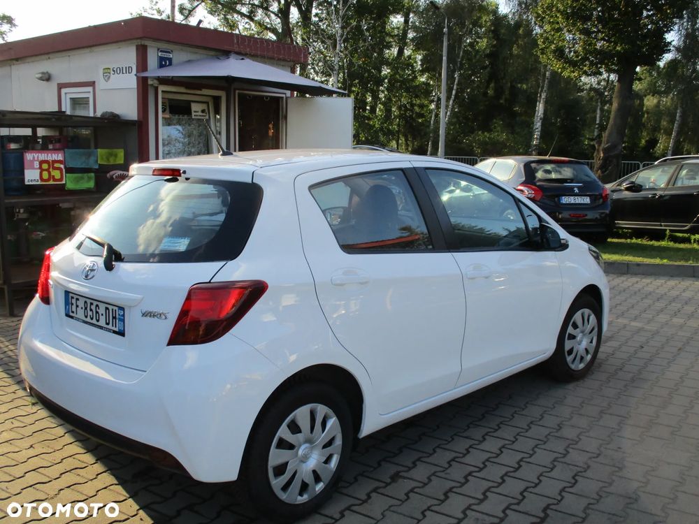 Toyota Yaris 1.33 VVT-i - 4