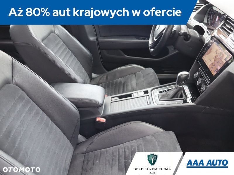 Volkswagen Passat Variant - 11