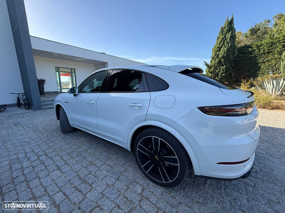 Porsche Cayenne - 3