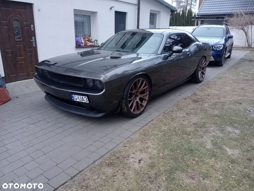 Dodge Challenger - 21