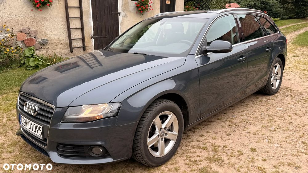 Audi A4 Avant - 1