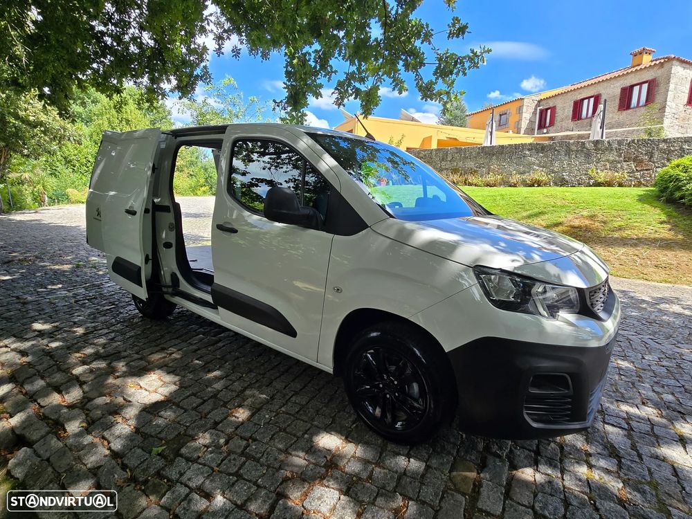 Peugeot partner 1.5 hdi 100cv c/revisao - 16