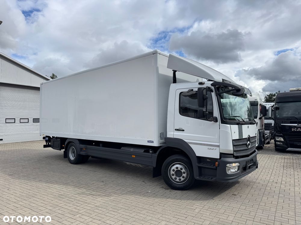 Mercedes-Benz ATEGO - 12