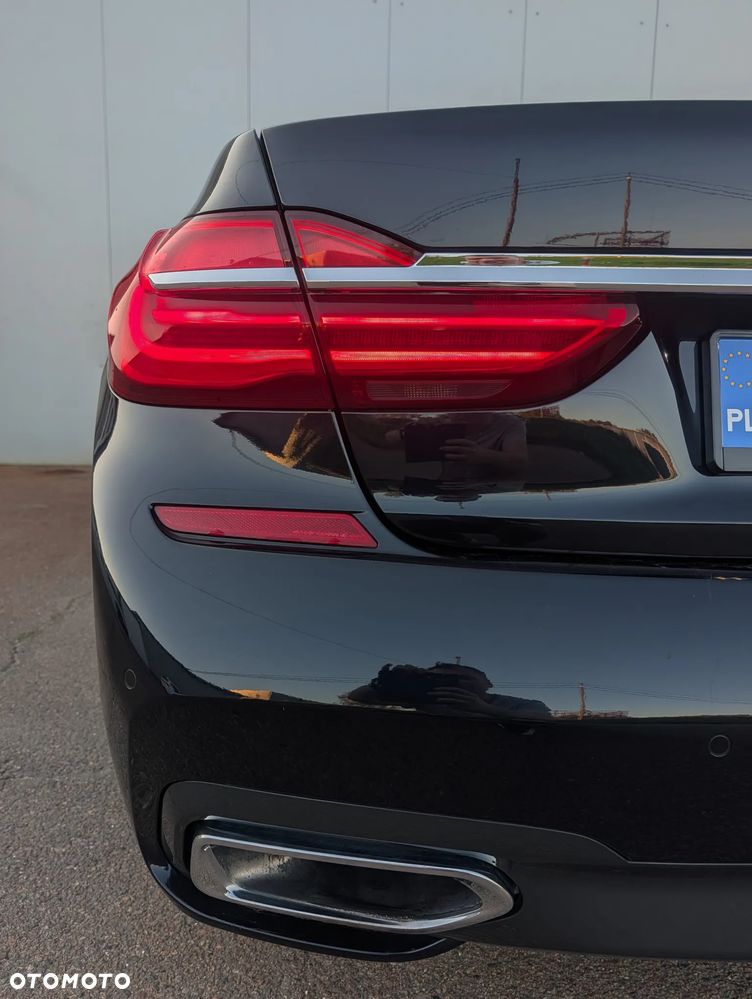 BMW Seria 7 - 13