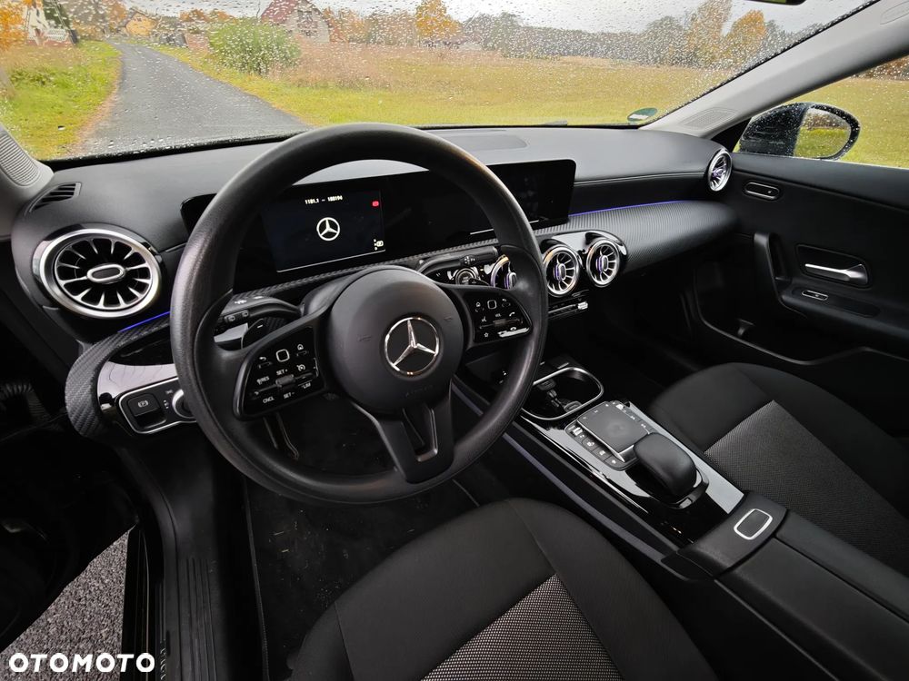 Mercedes-Benz CLA 200 d 8G-DCT Entry - 14