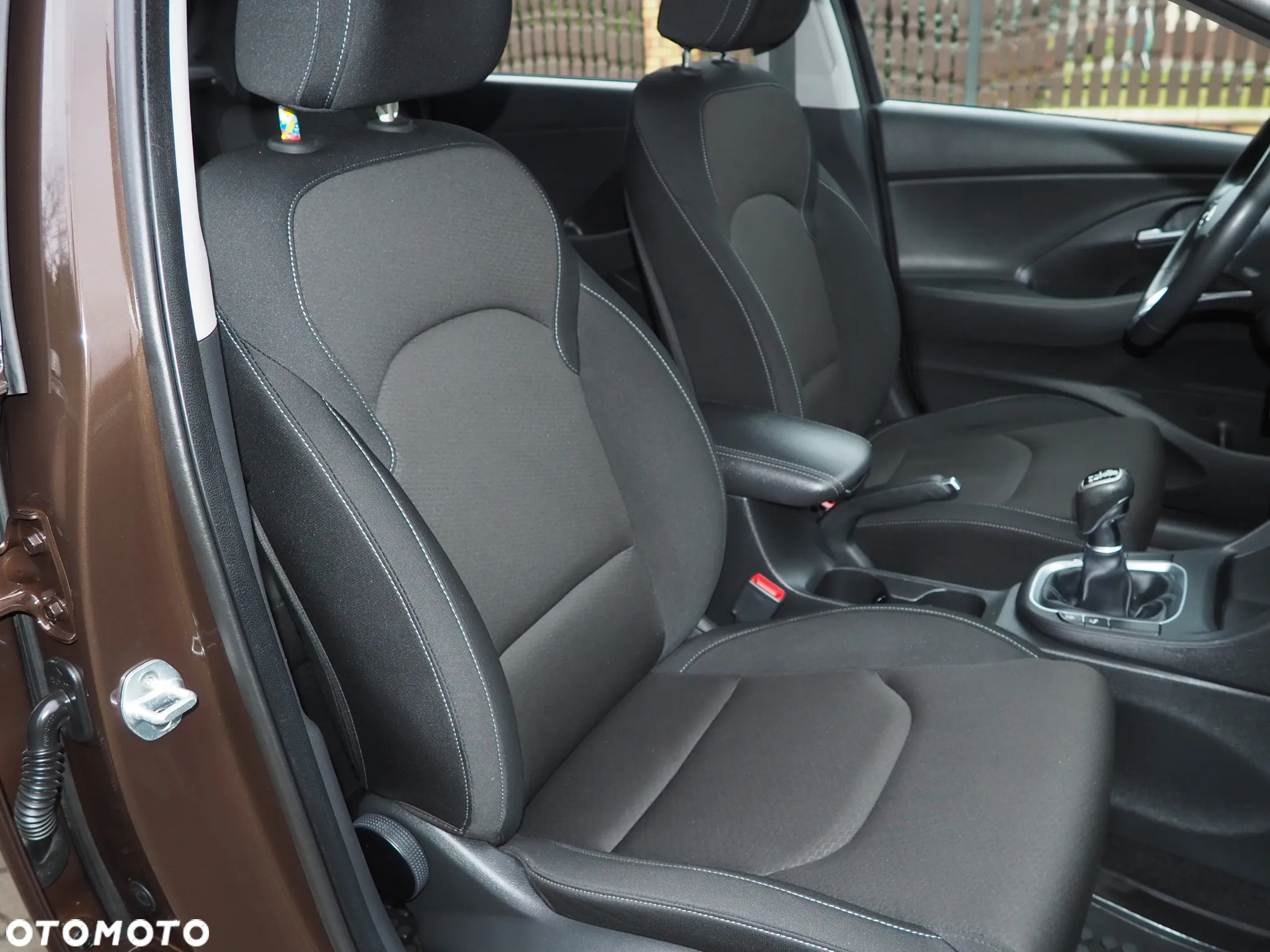 Hyundai i30 1.6 D Comfort - 31