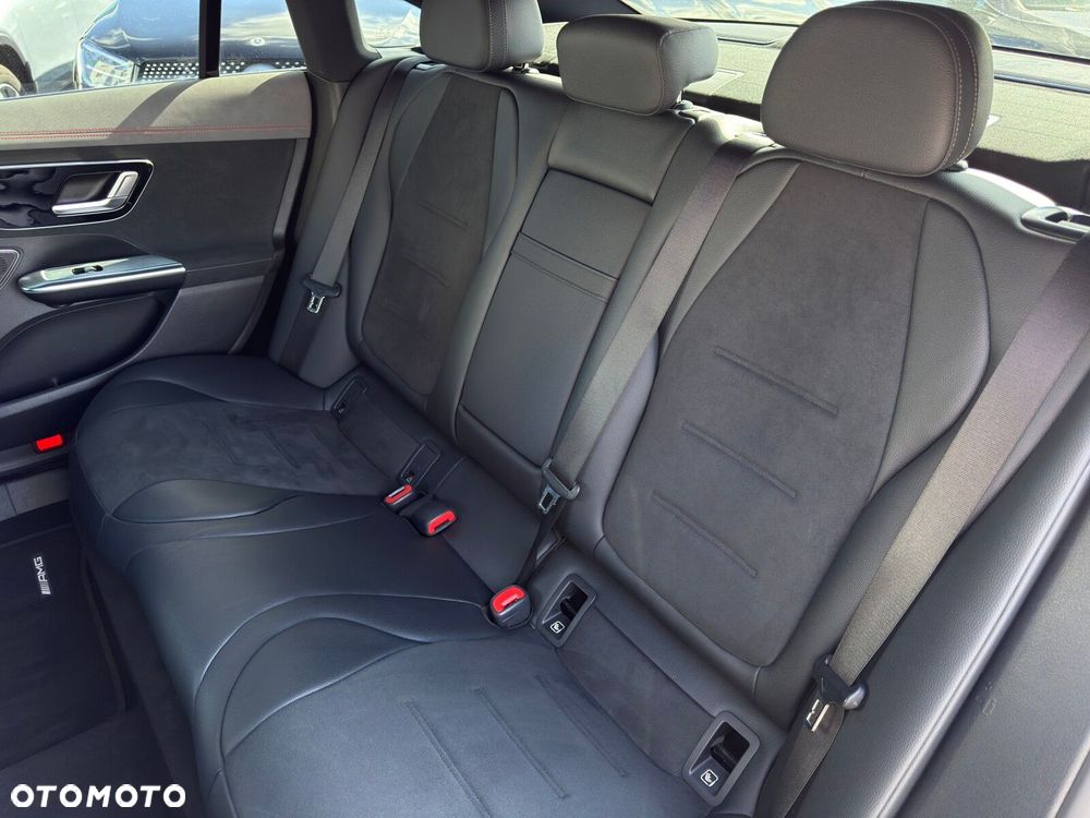 Mercedes-Benz EQE AMG 43 90.5kWh 4-Matic+ - 26