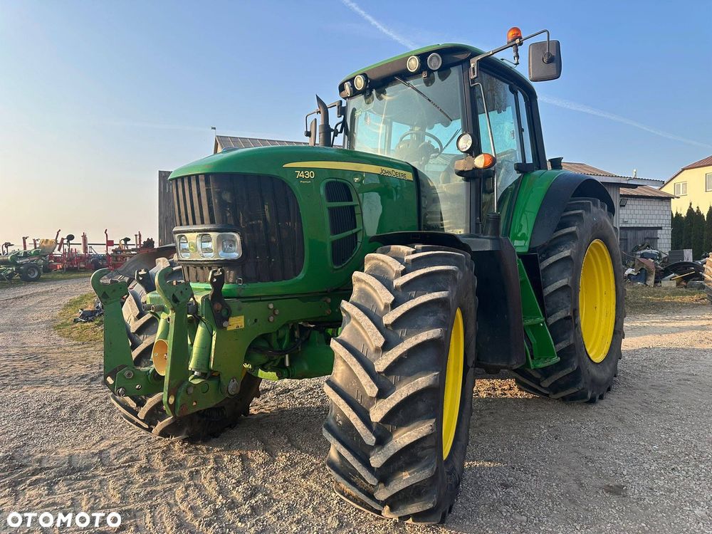 John Deere 7430 - 2