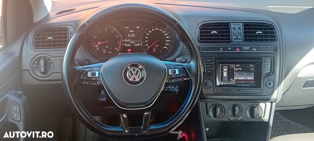 Volkswagen Polo 1.2 TSI BMT Comfortline - 11