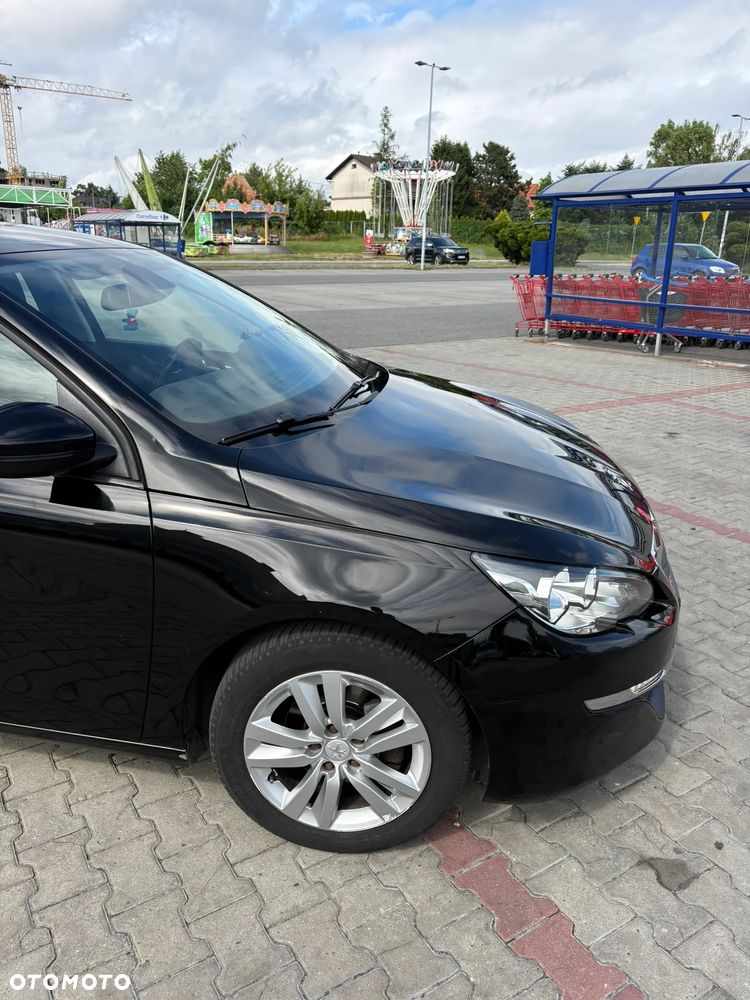 Peugeot 308 1.6 BlueHDi Allure S&S - 3