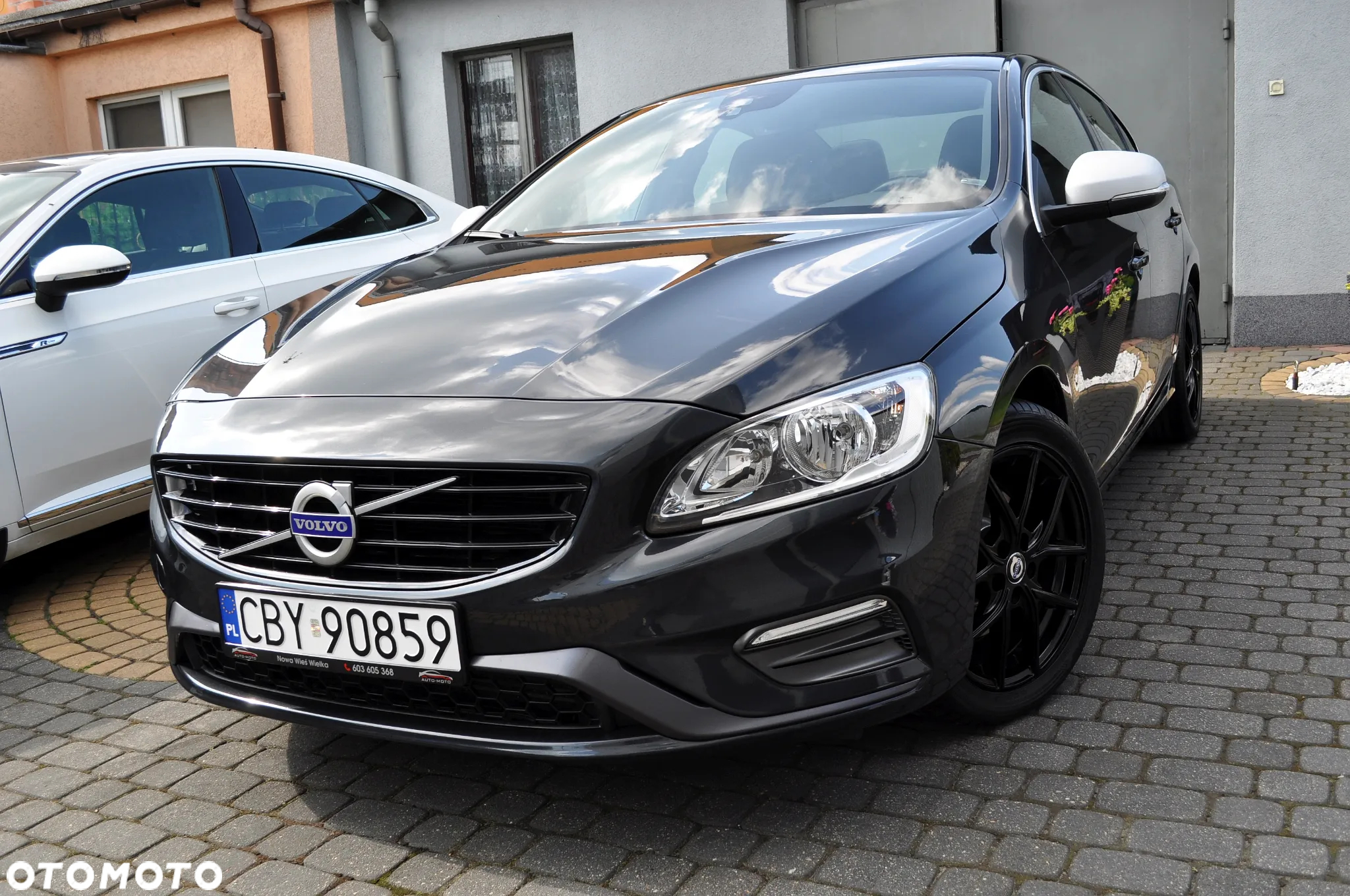 Volvo S60 D2 Geartronic RDesign - 2