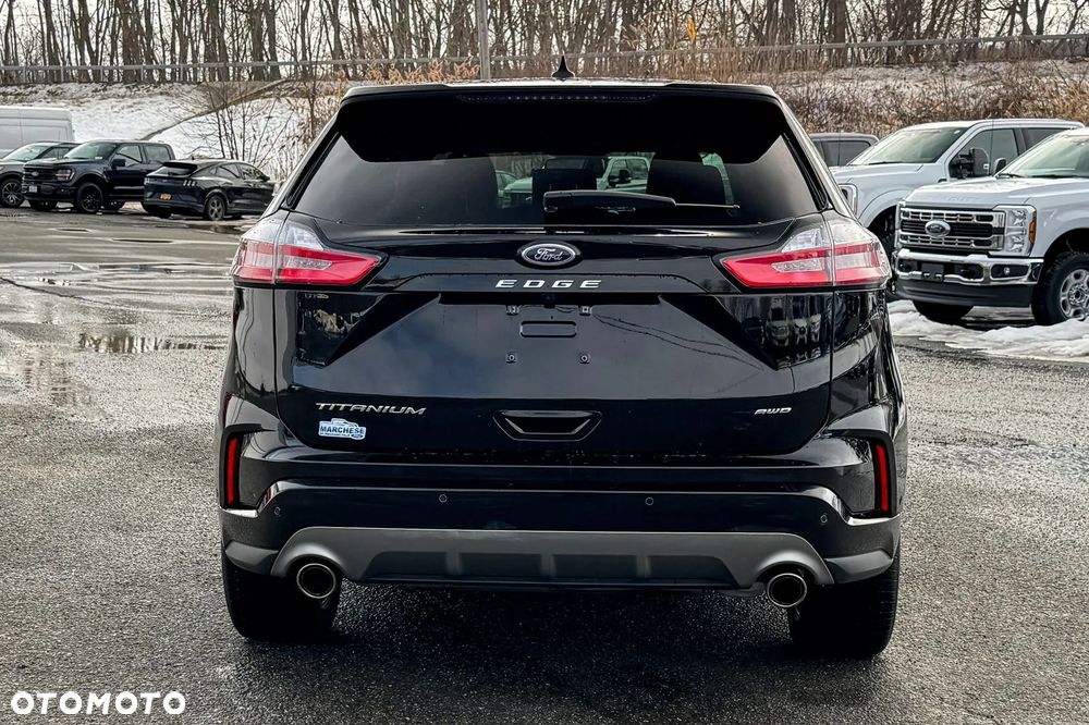 Ford Edge - 5