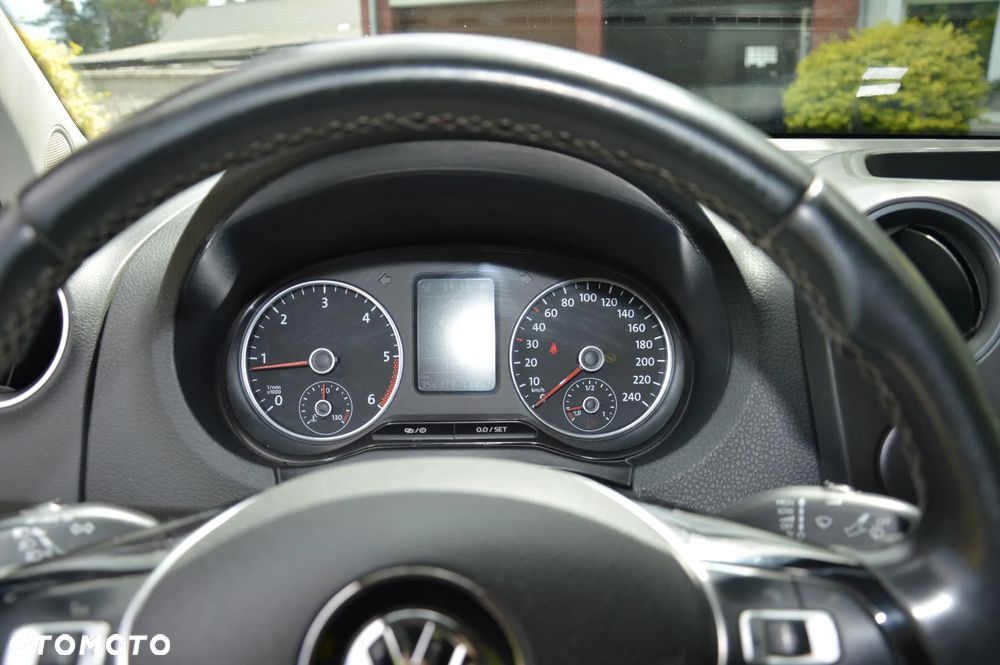 Volkswagen Amarok Double Cab 2.0 BiTDi 4MOTION Basic - 11