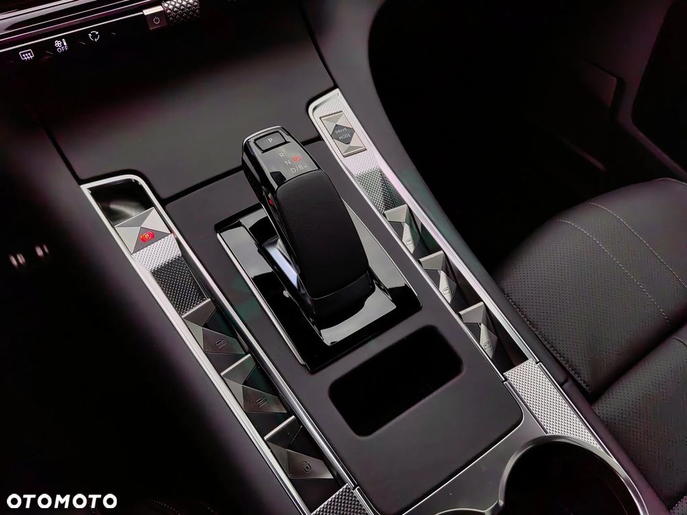 DS Automobiles DS 7 Crossback - 22