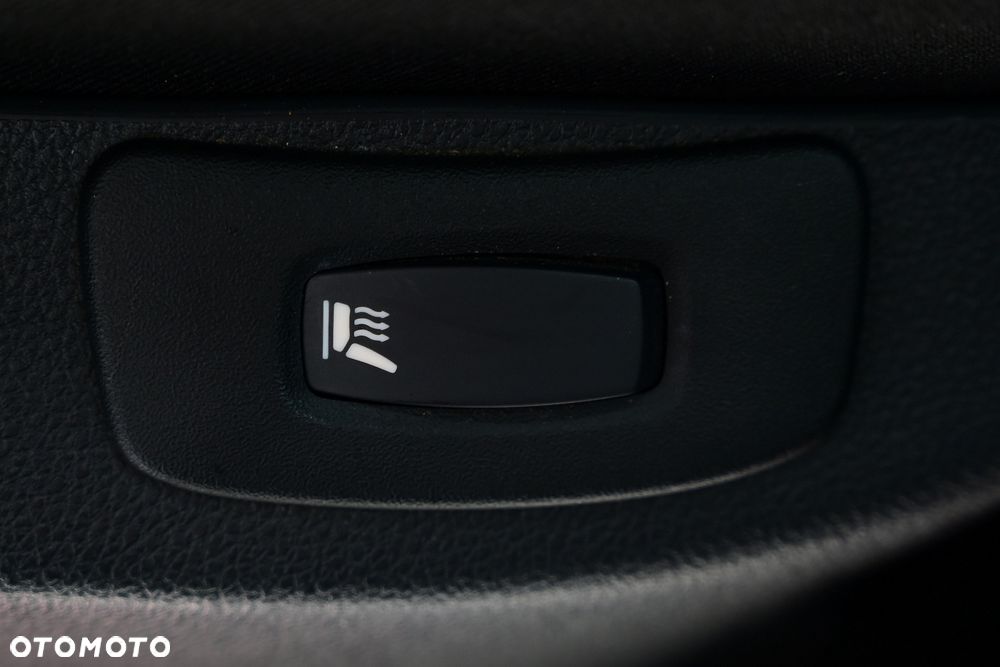 Renault Captur (ENERGY) TCe 90 INTENS - 30