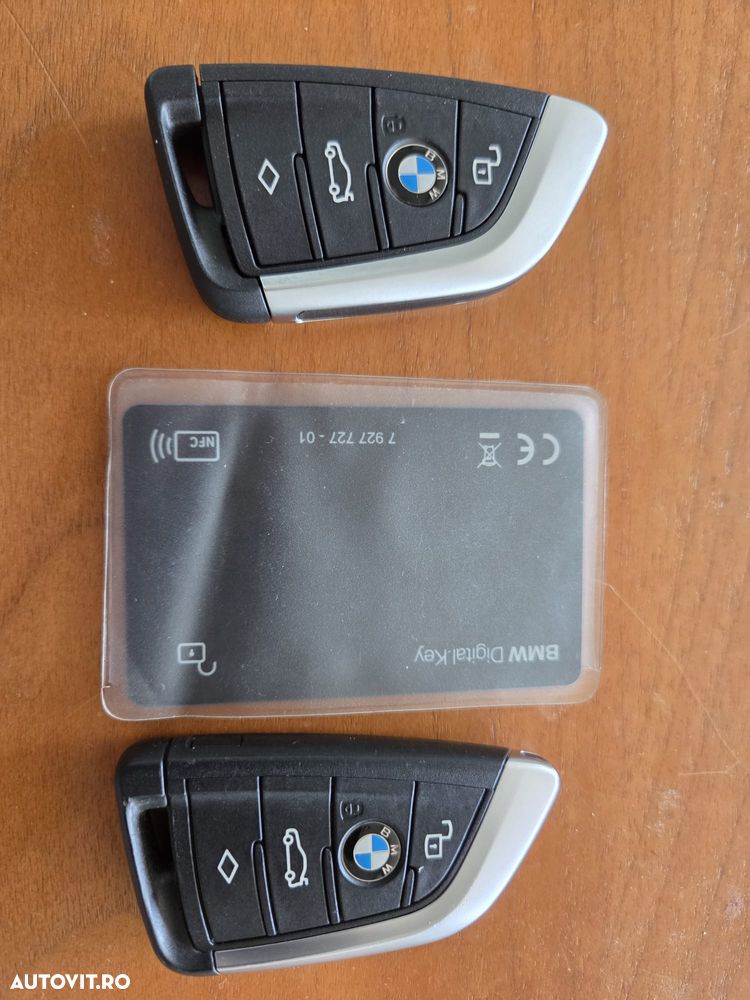 BMW Seria 3 320d xDrive AT Luxury Line - 28