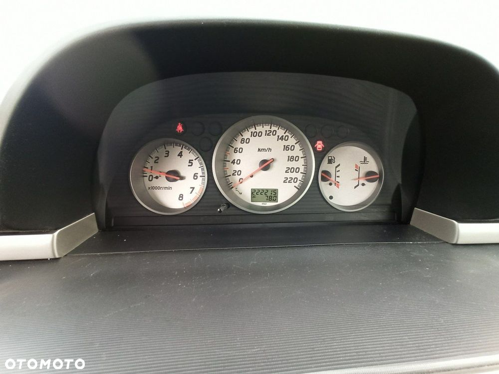 Nissan X-Trail 2.0 4x4 Comfort - 8