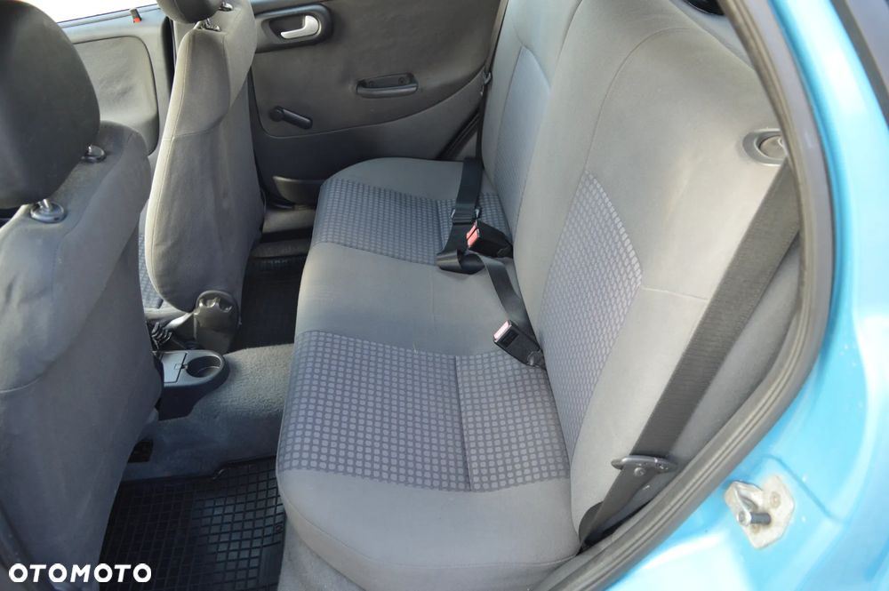 Opel Corsa 1.2 16V Cosmo - 13