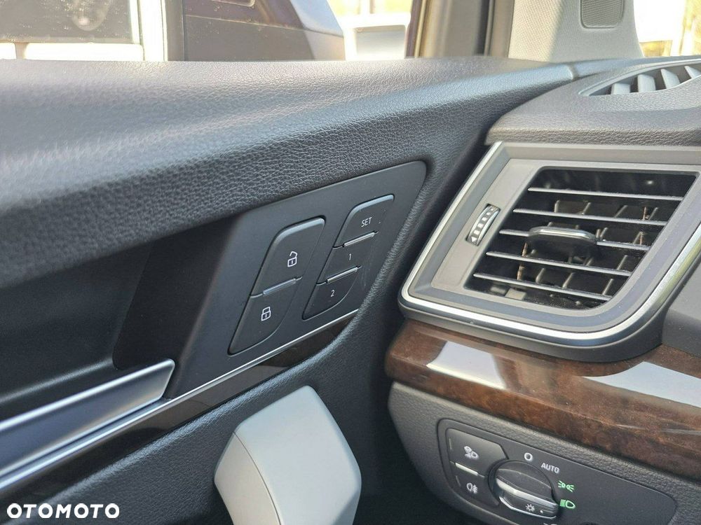 Audi Q5 2.0 TFSI Quattro Sport S tronic - 12