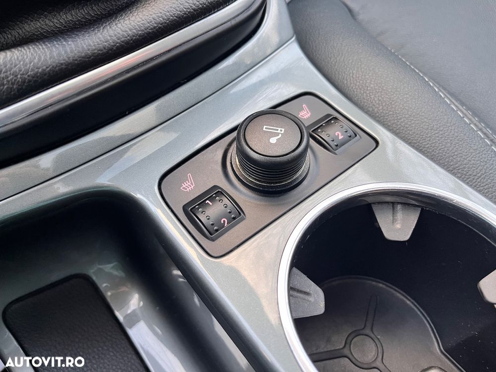 Ford C-Max 1.6 Ecoboost Start Stop Titanium - 35