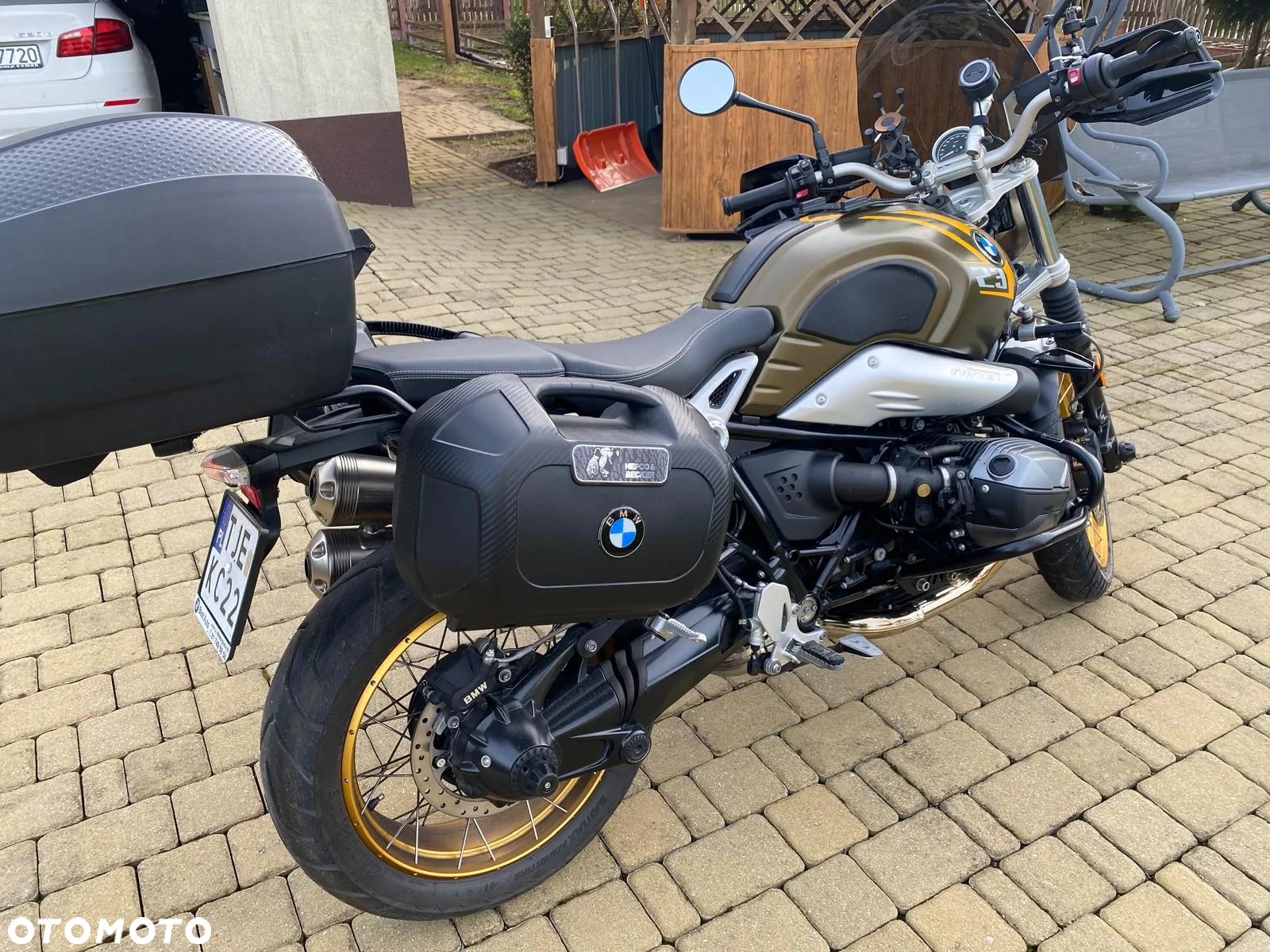 BMW R - 4