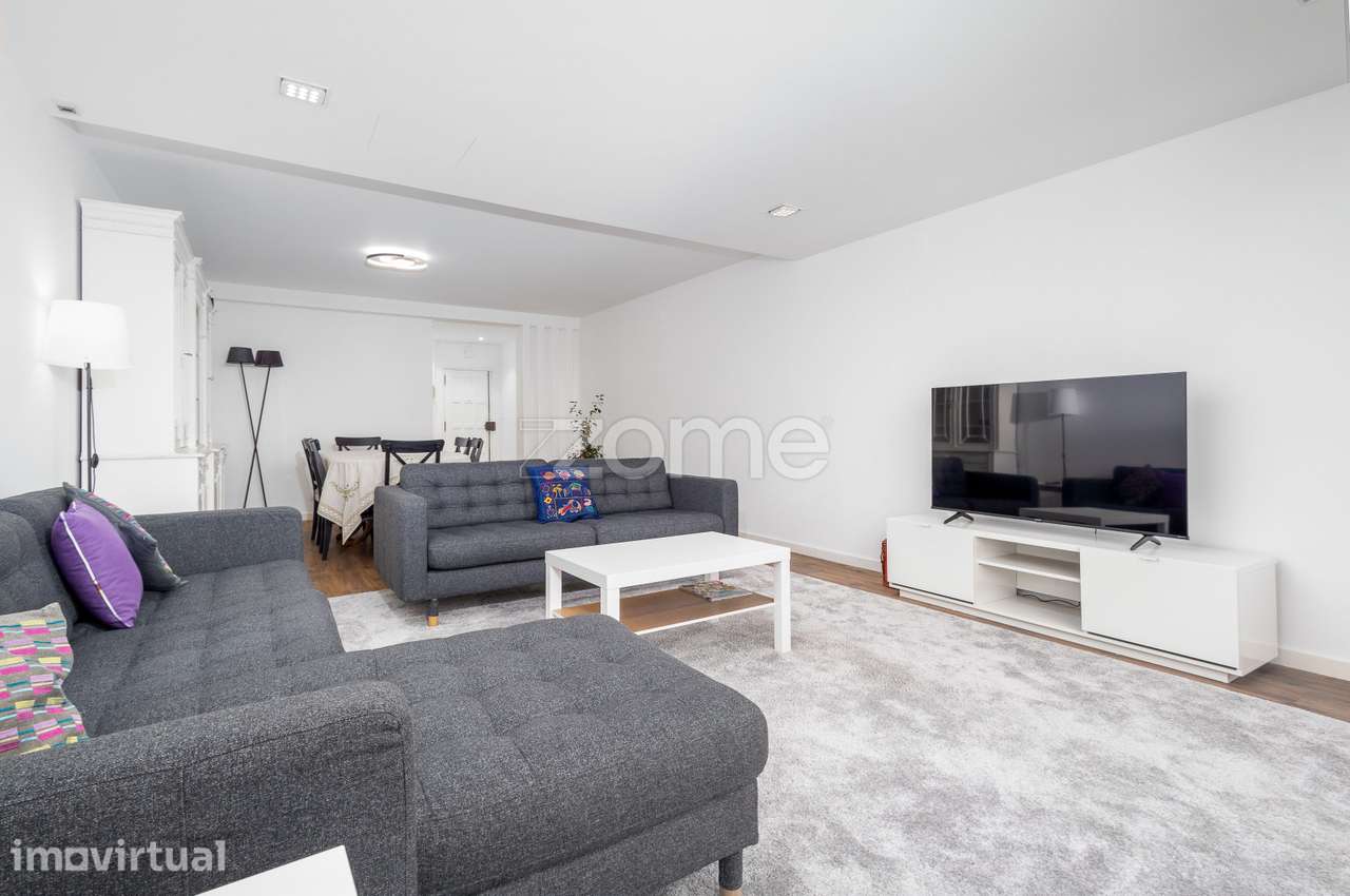 T4 com Garagem para Arrendamento no Buzano com vista de mar - Grande imagem: 2/30
