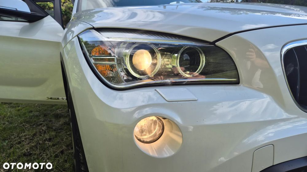 BMW X1 xDrive20i Sport Line - 33