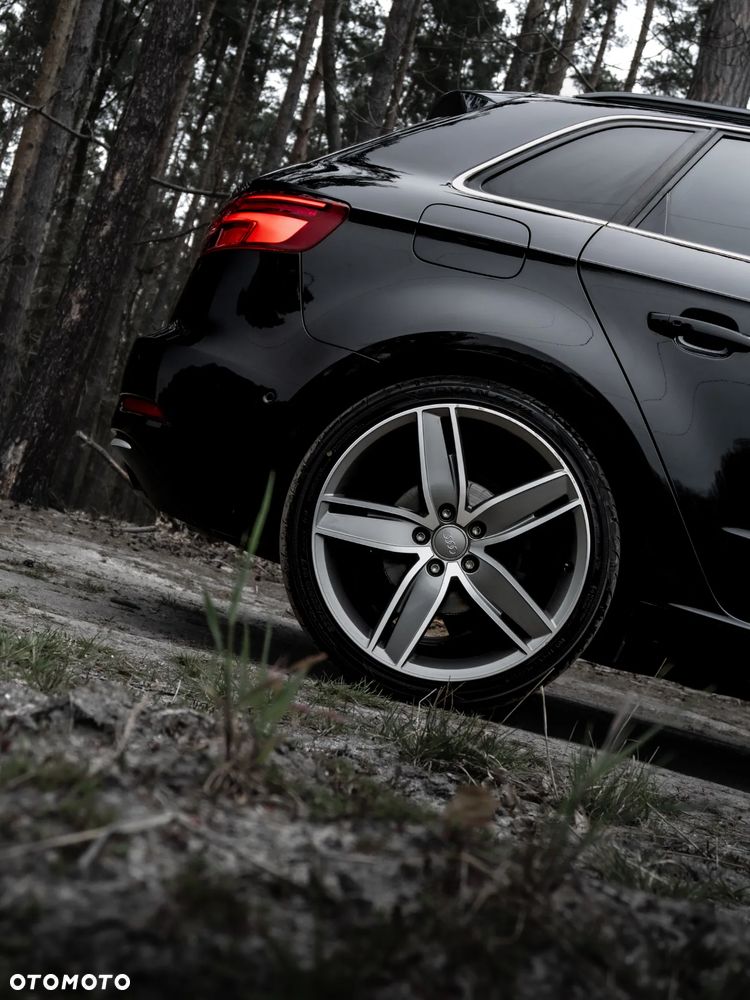 Audi A3 Sportback 2.0 TDI S line Sportpaket - 22