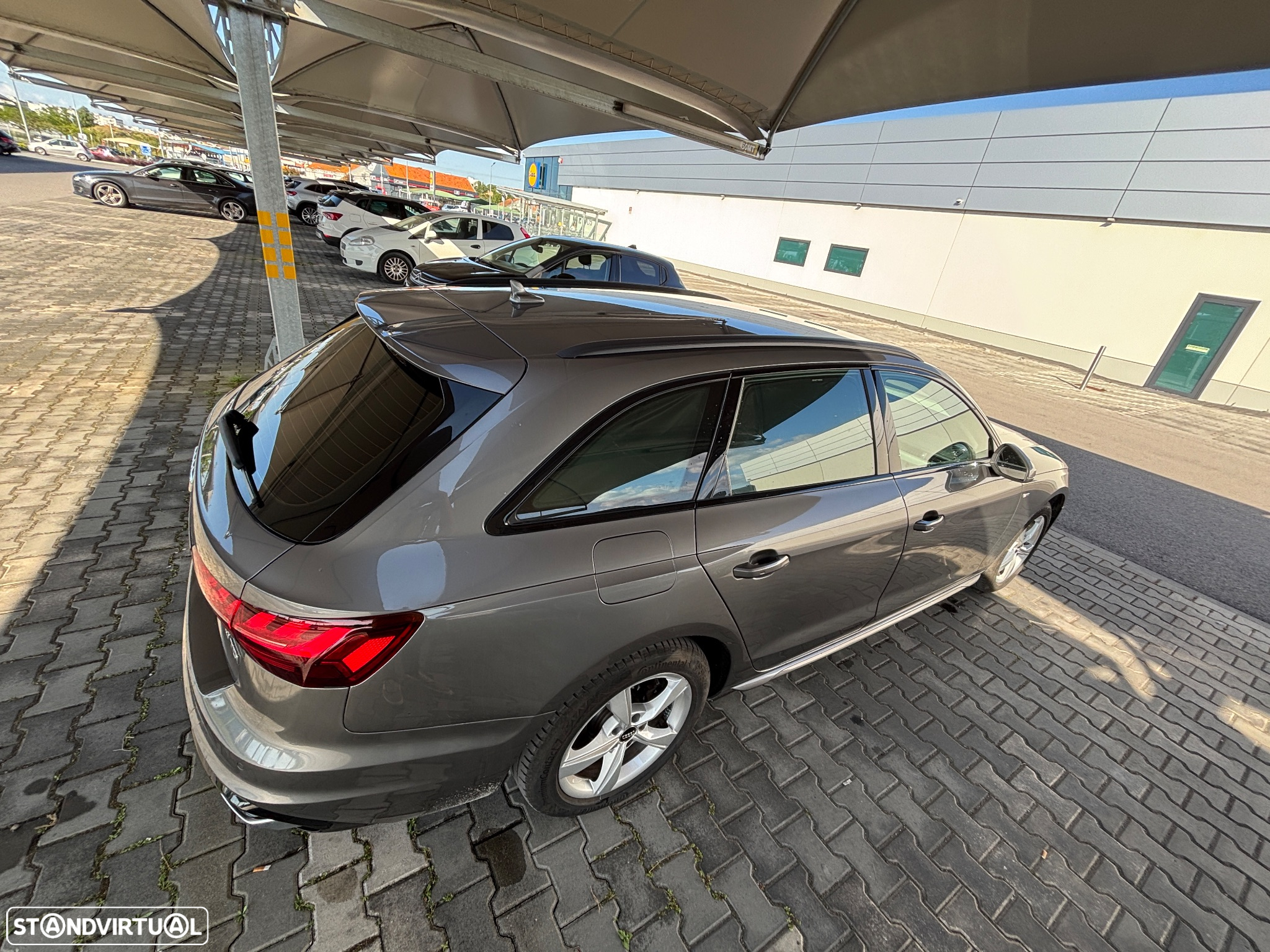 Audi A4 Avant 40 TDI S tronic S line - 9