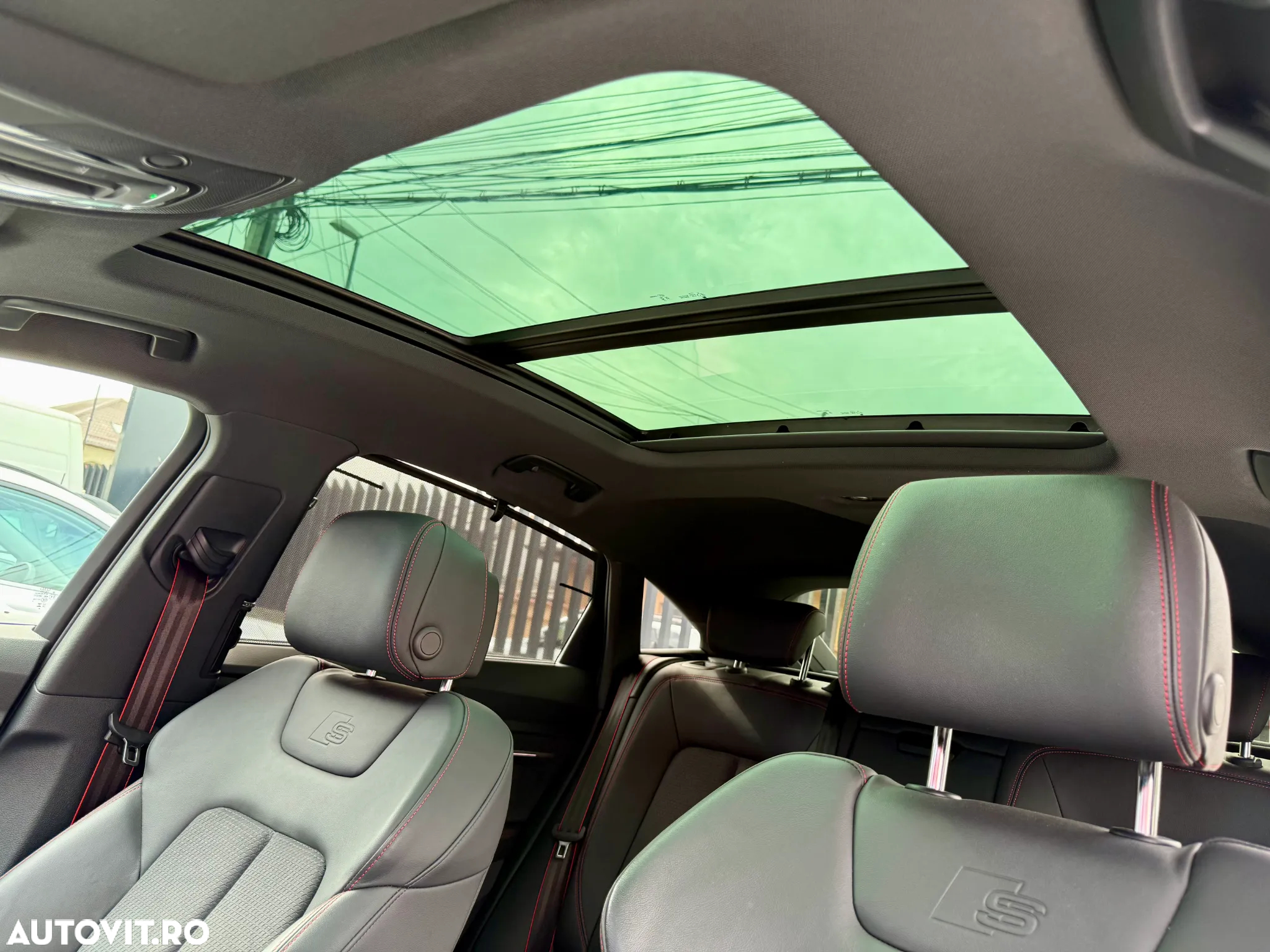 Audi Q8 Sportback e-tron 55 quattro S Line - 8