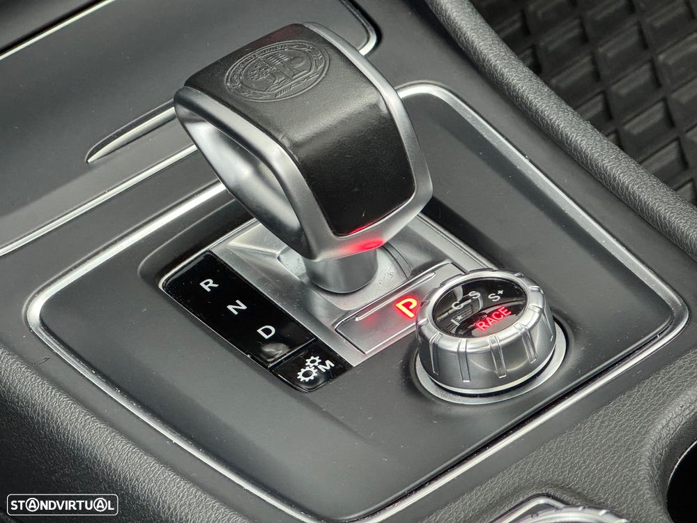 Mercedes-Benz CLA 45 AMG Shooting Brake 4-Matic - 43