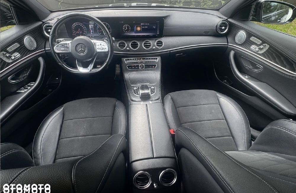 Mercedes-Benz Klasa E 200 4-Matic AMG - 18