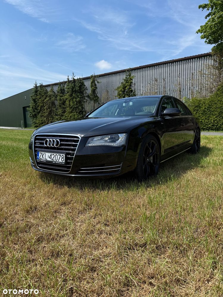 Audi A8 - 7